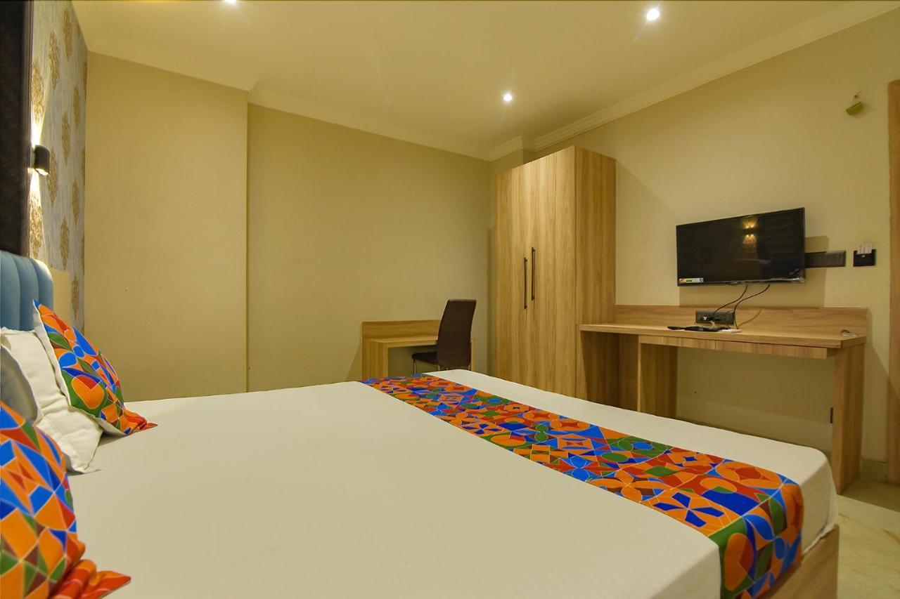 Fabhotel Clive Regency Lovelock - Nr Kolkata Airport Hotel Dam Dam